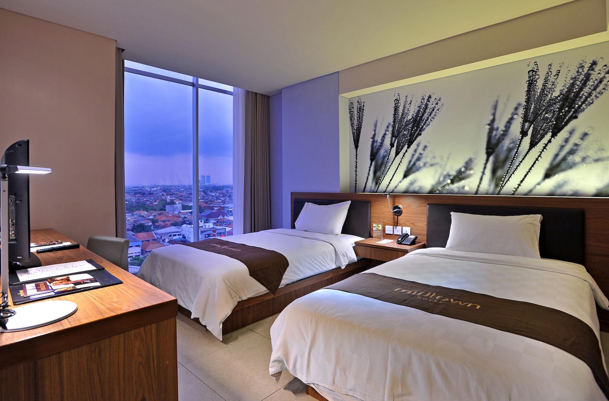 Midtown Hotel Surabaya Exteriör bild
