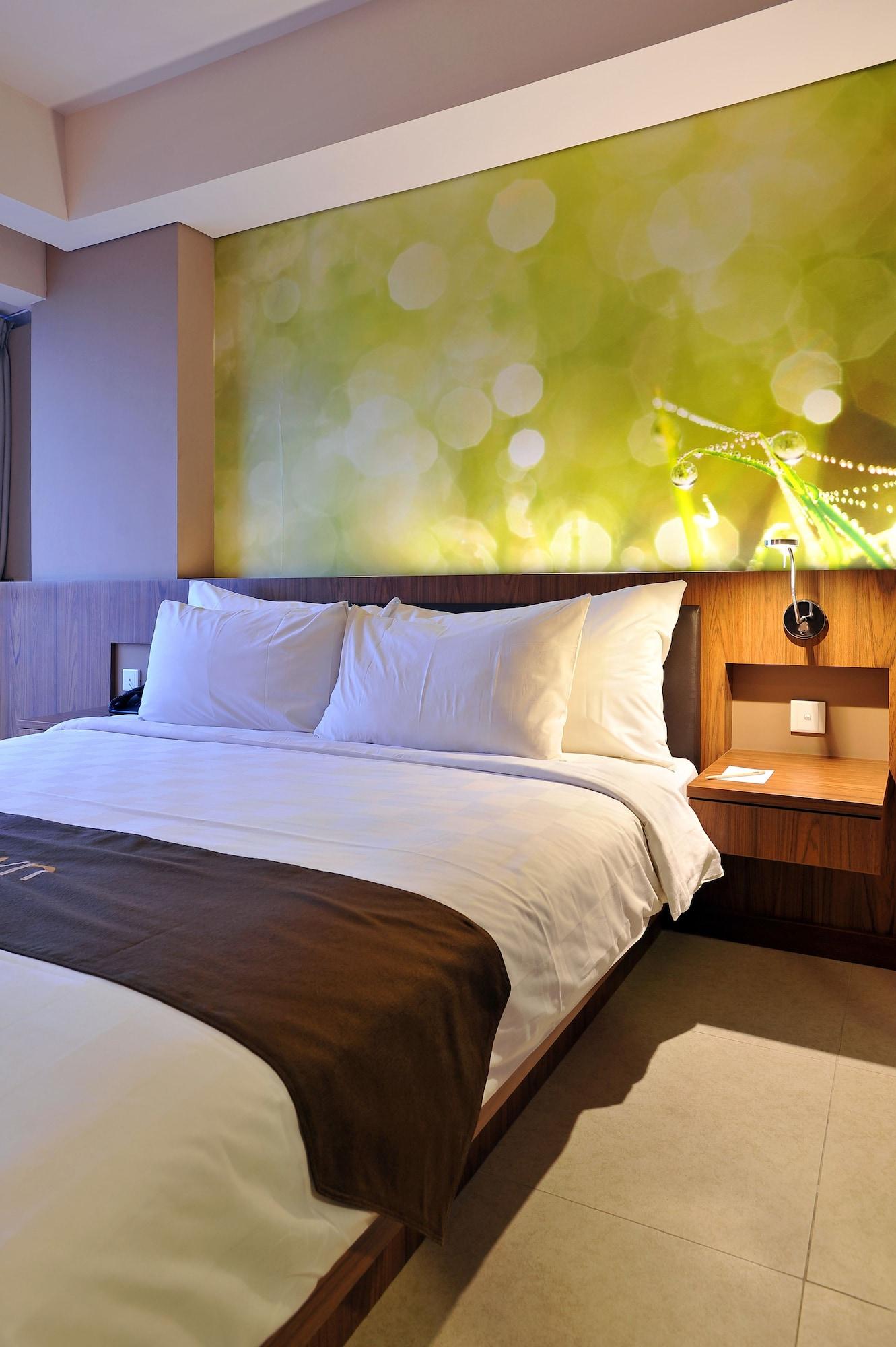 Midtown Hotel Surabaya Exteriör bild
